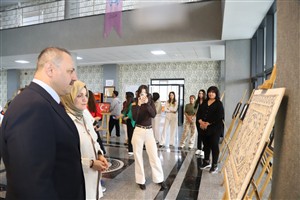 ASÜ’de Anadolu’nun Renkleri, Cumhuriyetin İzleri sergisi açıldı